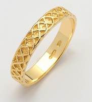 Image for 14K Yellow Gold Sheelin Narrow Celtic Irish Wedding Band Size 4 to 8.5