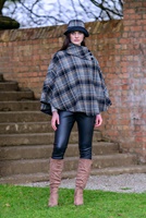 Image for Mucros Weavers Poncho 21